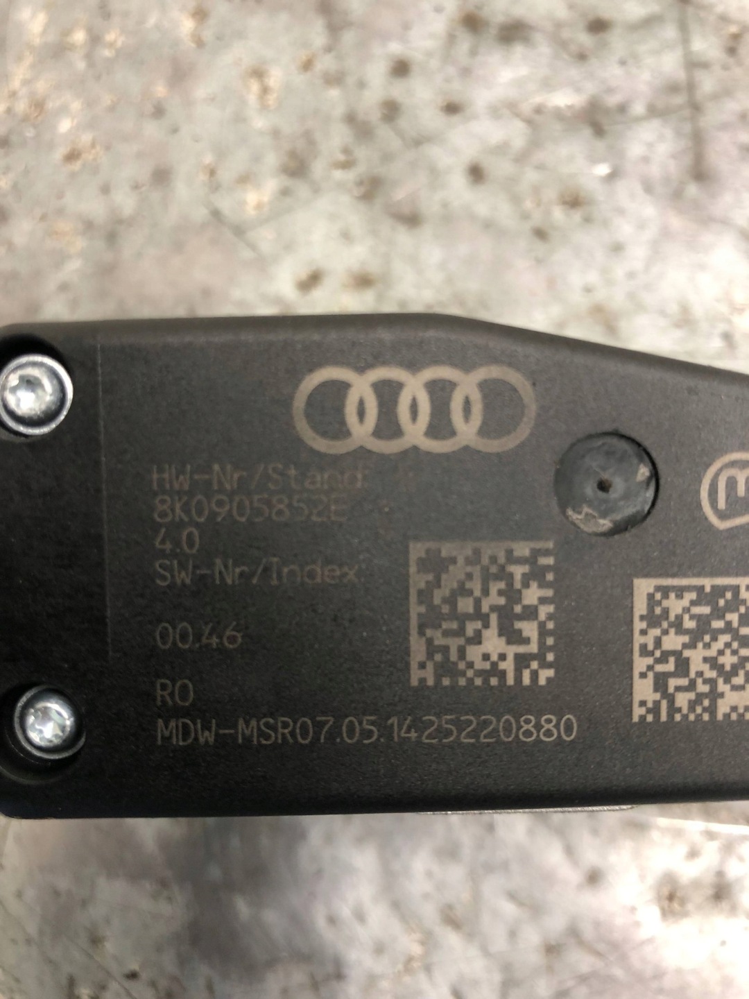 Serrure Volant AUDI A4 B8 LIFT Berline 8K0905852E