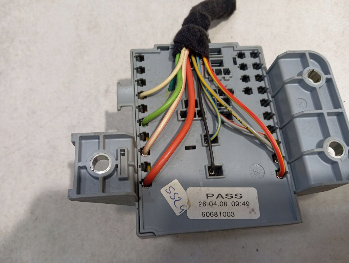 Module fusibles ALFA ROMEO 159 1.9 JTS 60681003