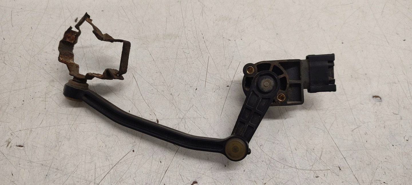 Sensor poziomowania lichte Leuchten xenon Audi A4 B7 2,7 TDI