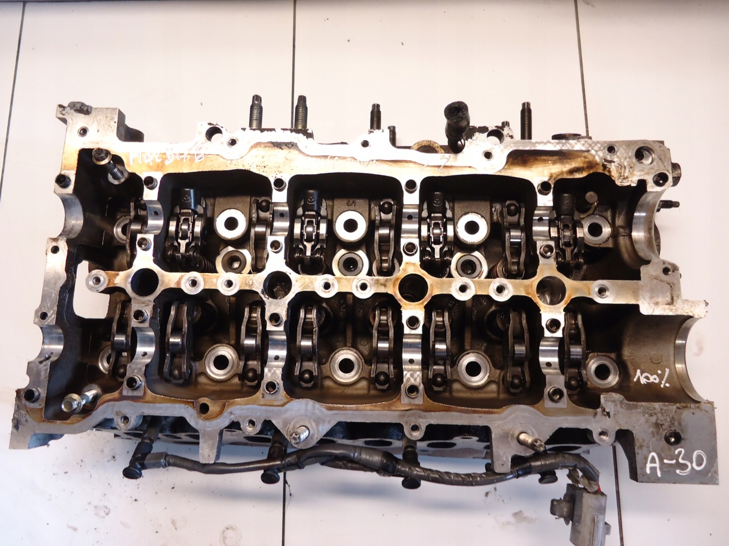 BMW MINI COOPER 2.0D head. 7812608