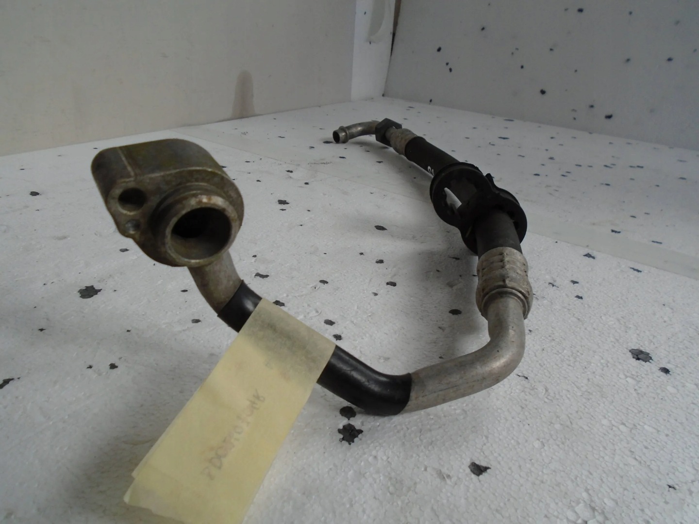 vedení klimatizaci 8D0260704R Audi A4 B5