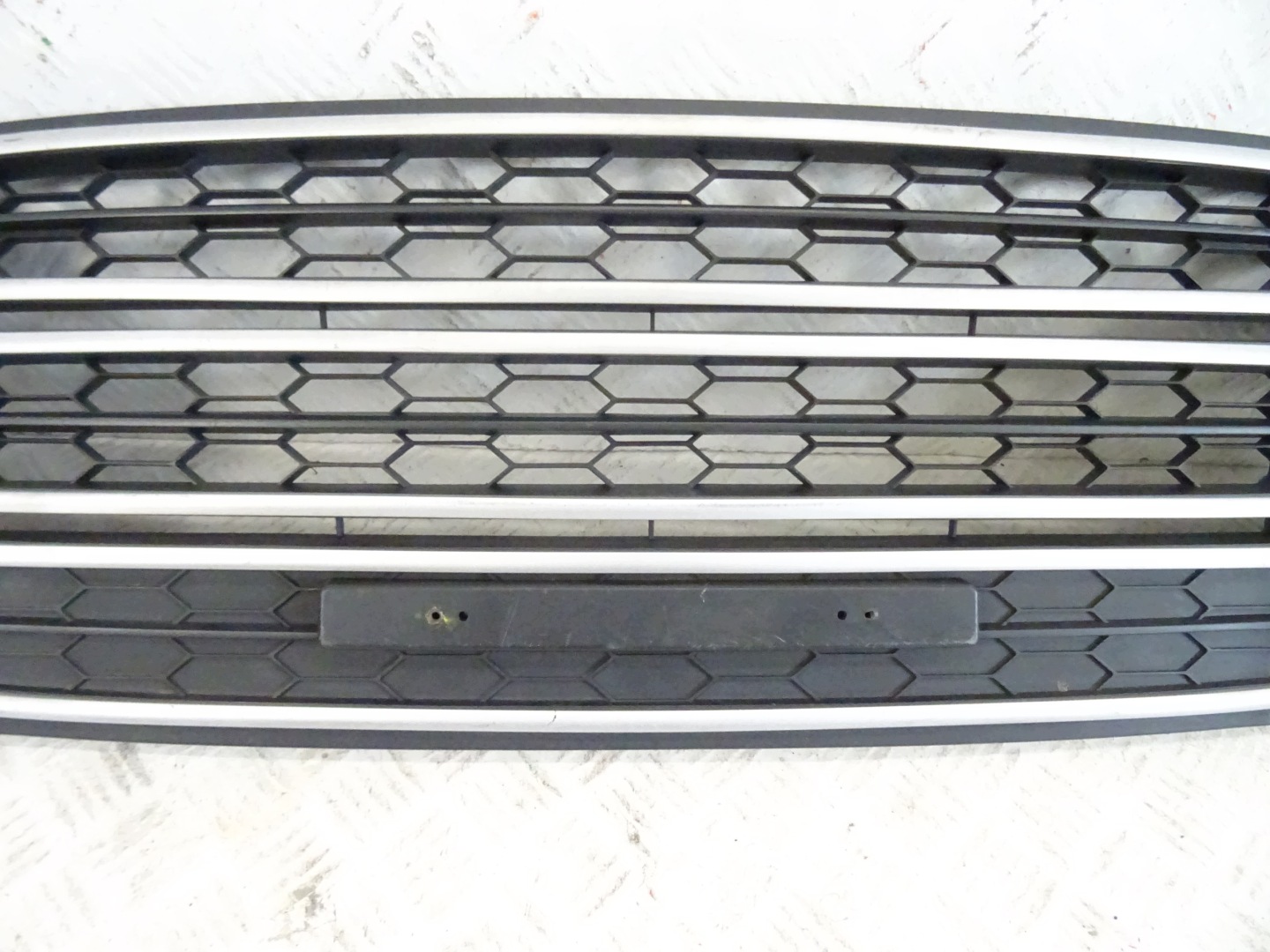 grill grille front FORD ECOSPORT MK2 CN15-17B968