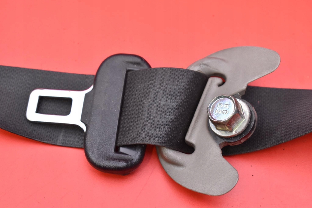 seat belt right front EU TK-AF2-N700 MITSUBISHI GRANDIS 03-11