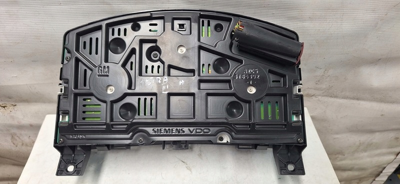 dials OPEL ASTRA III 13267529FC