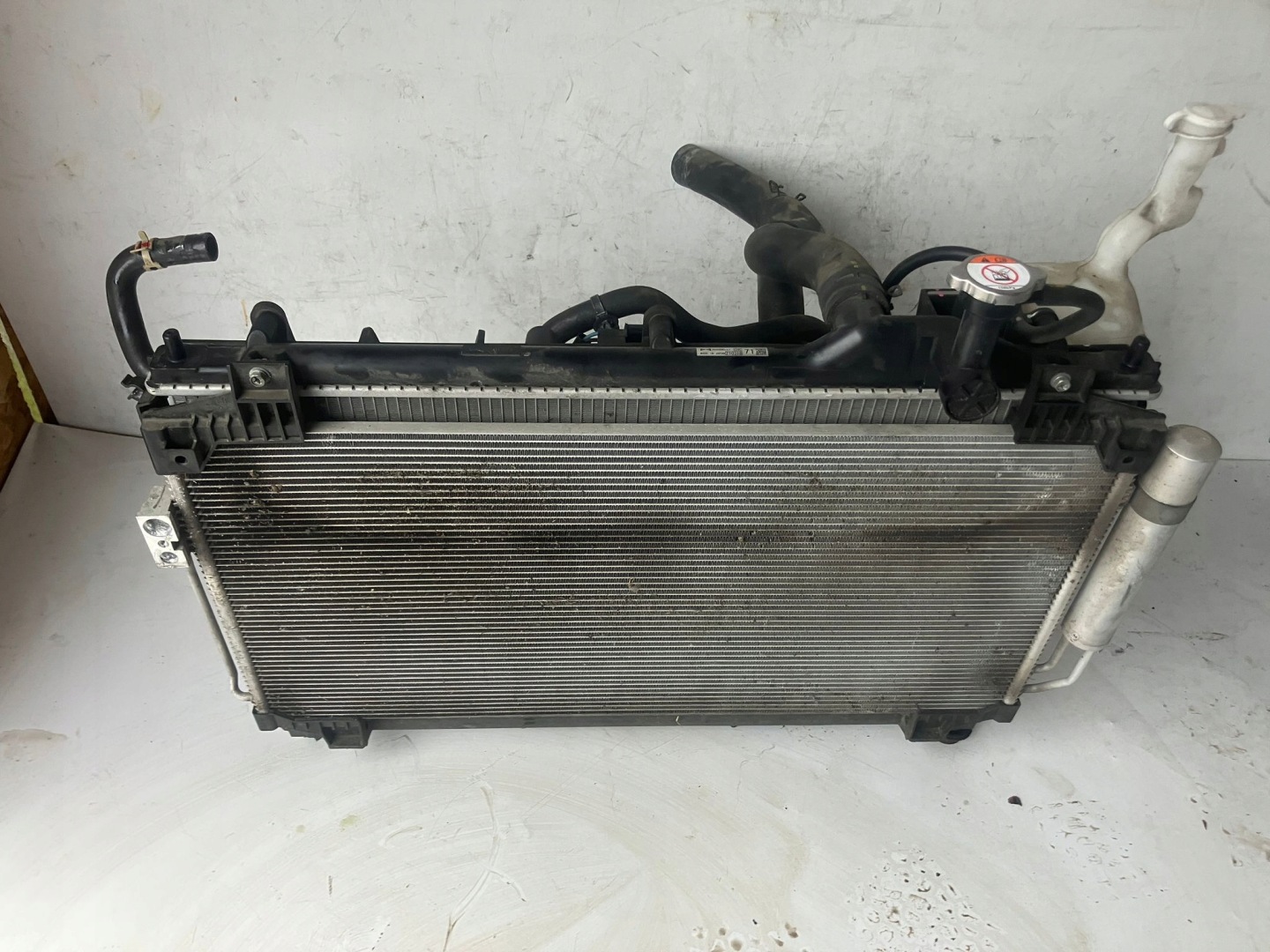 support panel for radiators radiator ECLIPSE CROSS 2.4B HYBRID fans pump