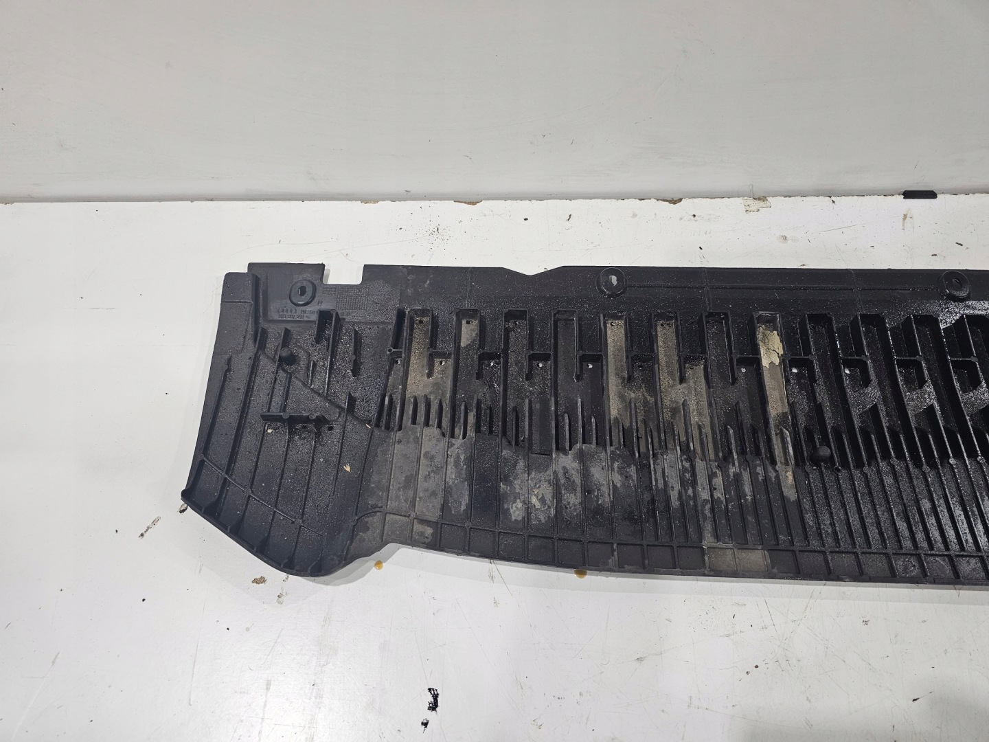 blende abdeckung abdeckung der stoßstange AUDI A4 B8 8K0807233