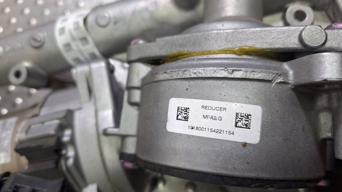 servo control 6700003732F MERCEDES A W177 GLB W247 OE 2018