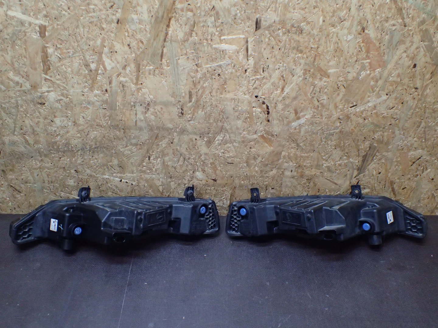 Nebelscheinwerfer Nebelscheinwerfer SKODA SUPERB III 3 LIFT LED