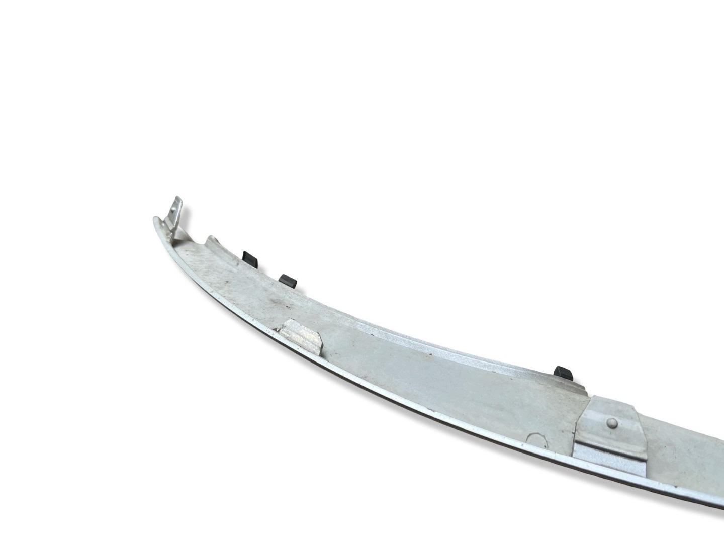 moulding below lampe left side Ford Kuga 1 2010 8V4115A282A