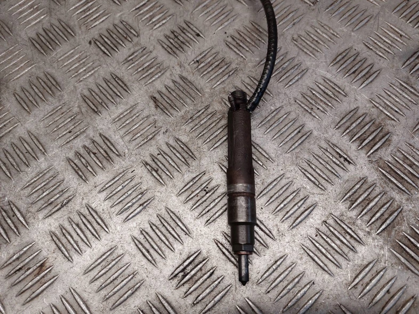 nozzle injector KOMPLET VOLKSWAGEN POLO III 1.7 SDI