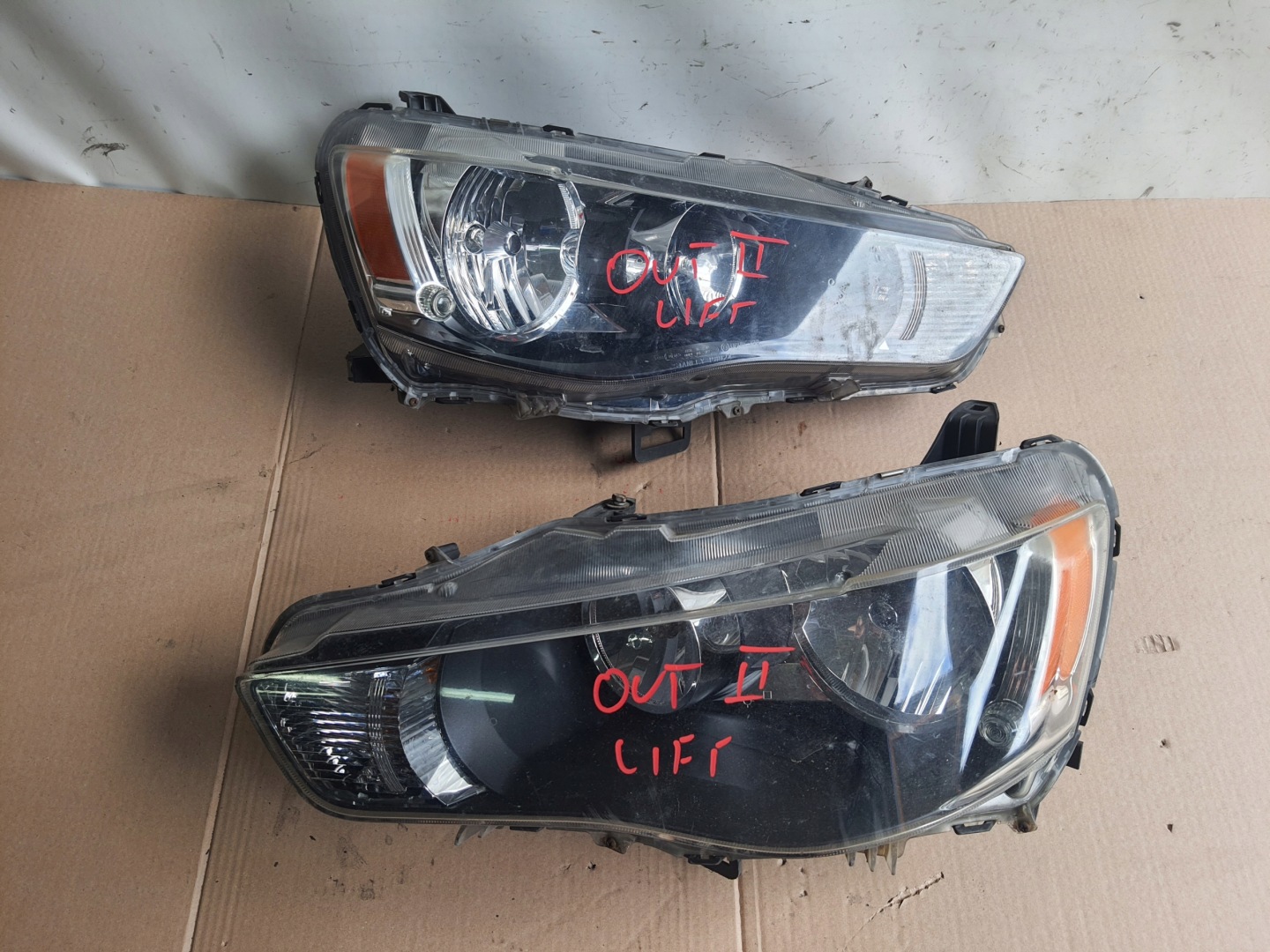 MITSUBISHI OUTLANDER II LIFT 10-13 light right UK