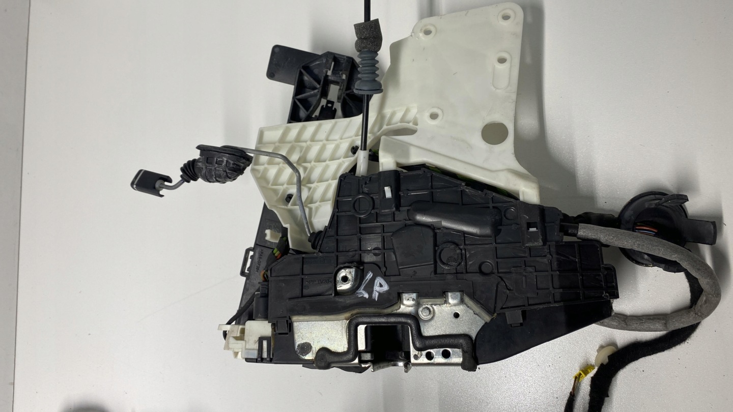 MERCEDES S-KLASA W221 lock door left front front