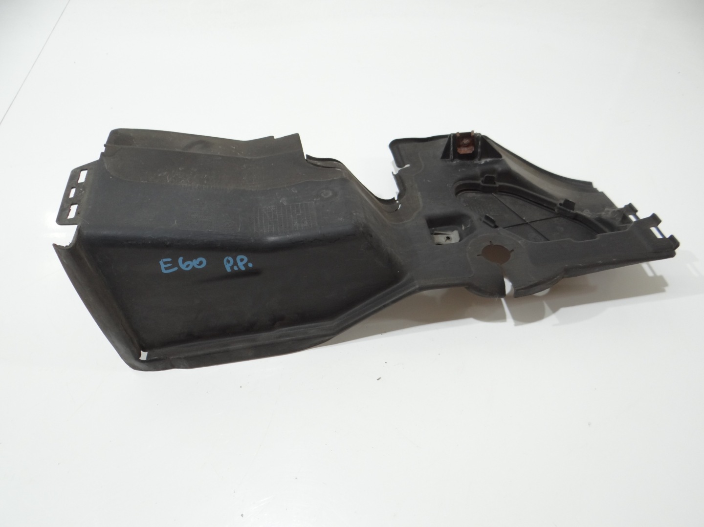 drain air right front BMW E60 7050604