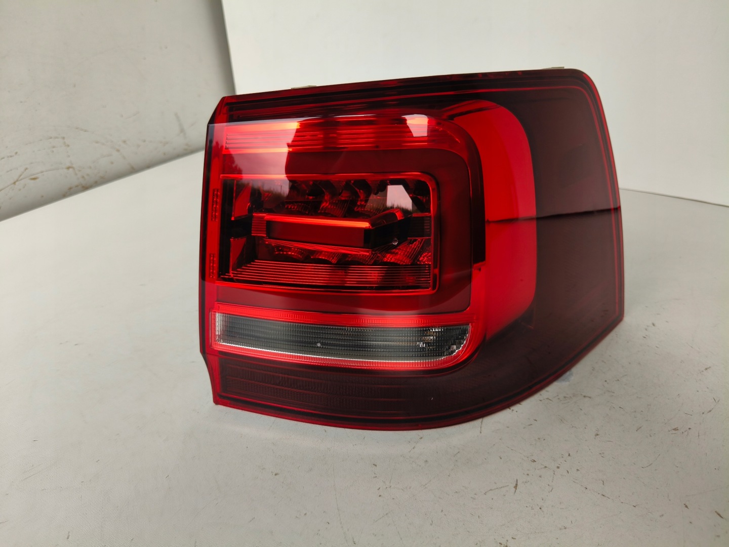 light right rear VW SHARAN 7N 7N0 LED