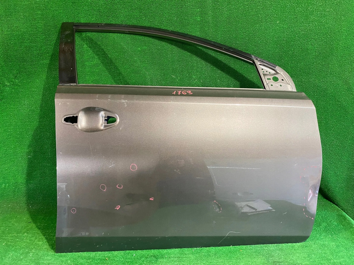 door right front TOYOTA AURIS II