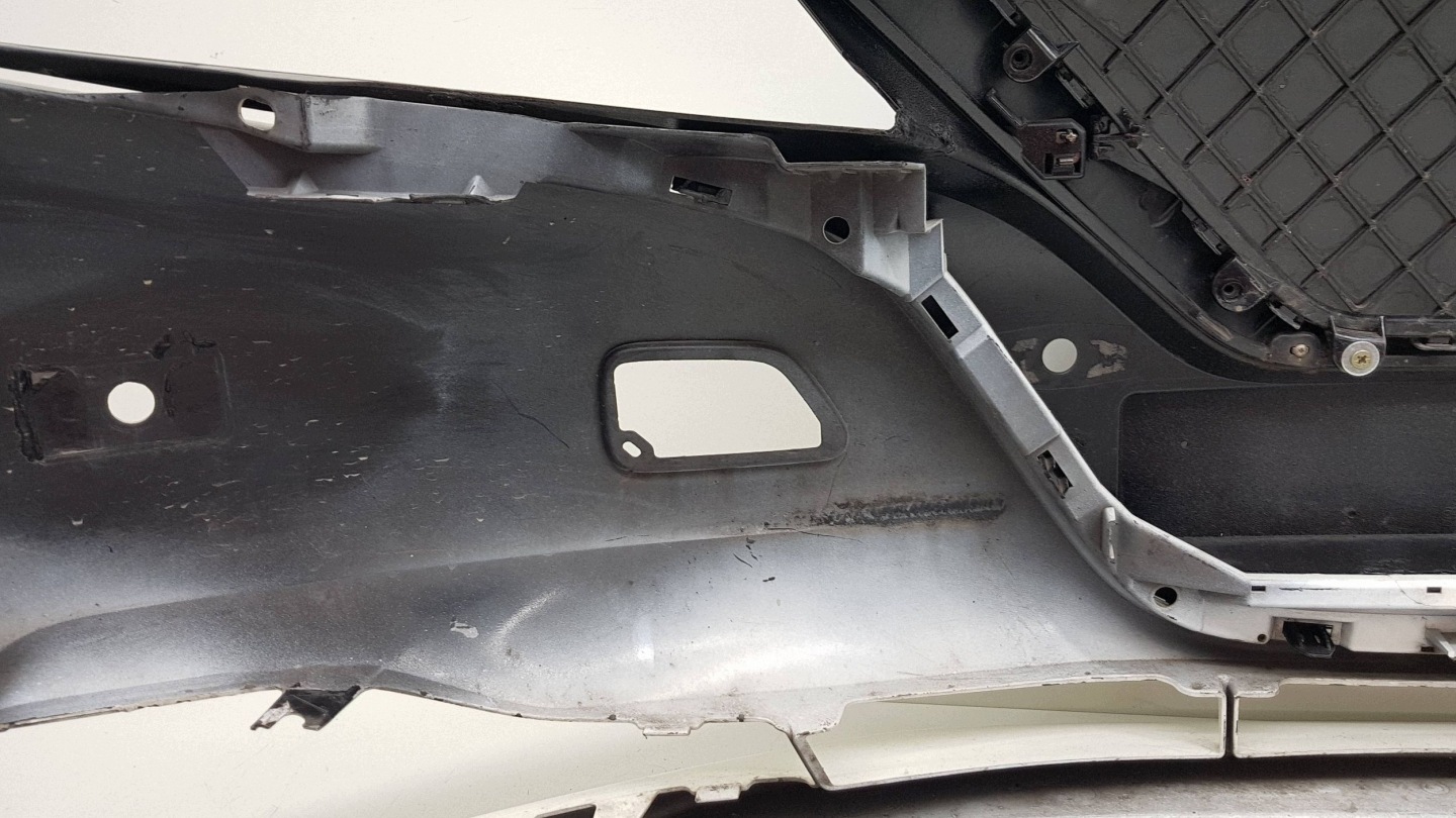NISSAN LEAF II 2017 - bumper front 62022-5SH0H