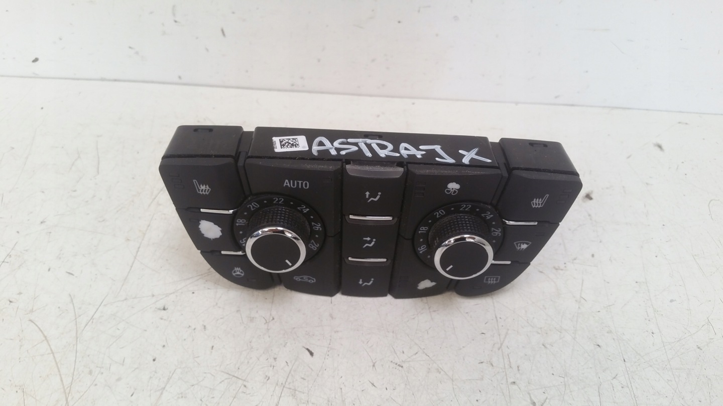Panel Bouches buses 13343709 Opel Astra J