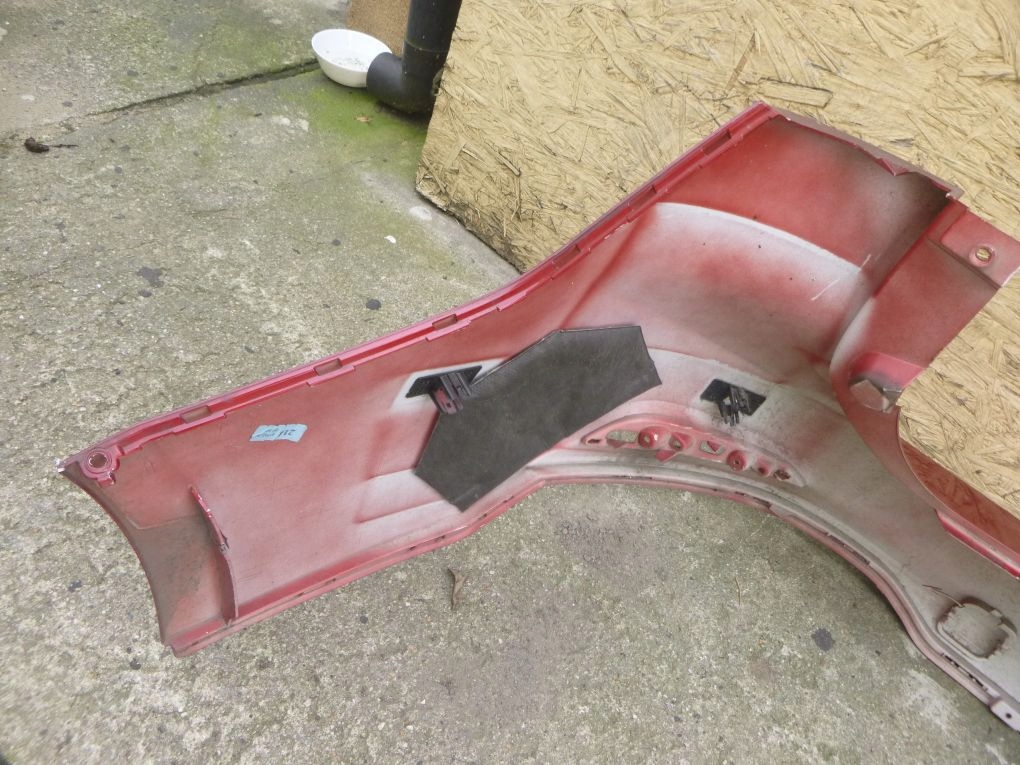 FORD FOCUS MK4 IV KOMBI 18- STOSSSTANGE HINTEN