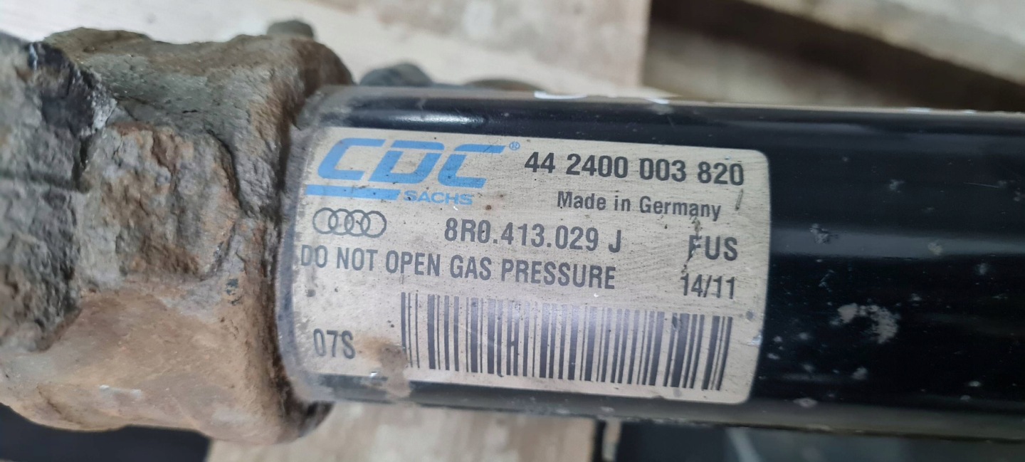 Q5 8R shock absorber left front AKTYWNY 8R0413029J