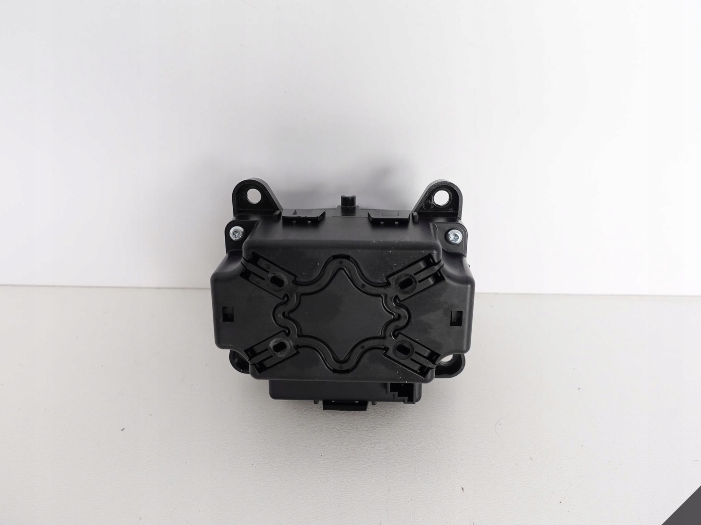 MERCEDES CLS C218 X218 POKRETLO switch PANEL