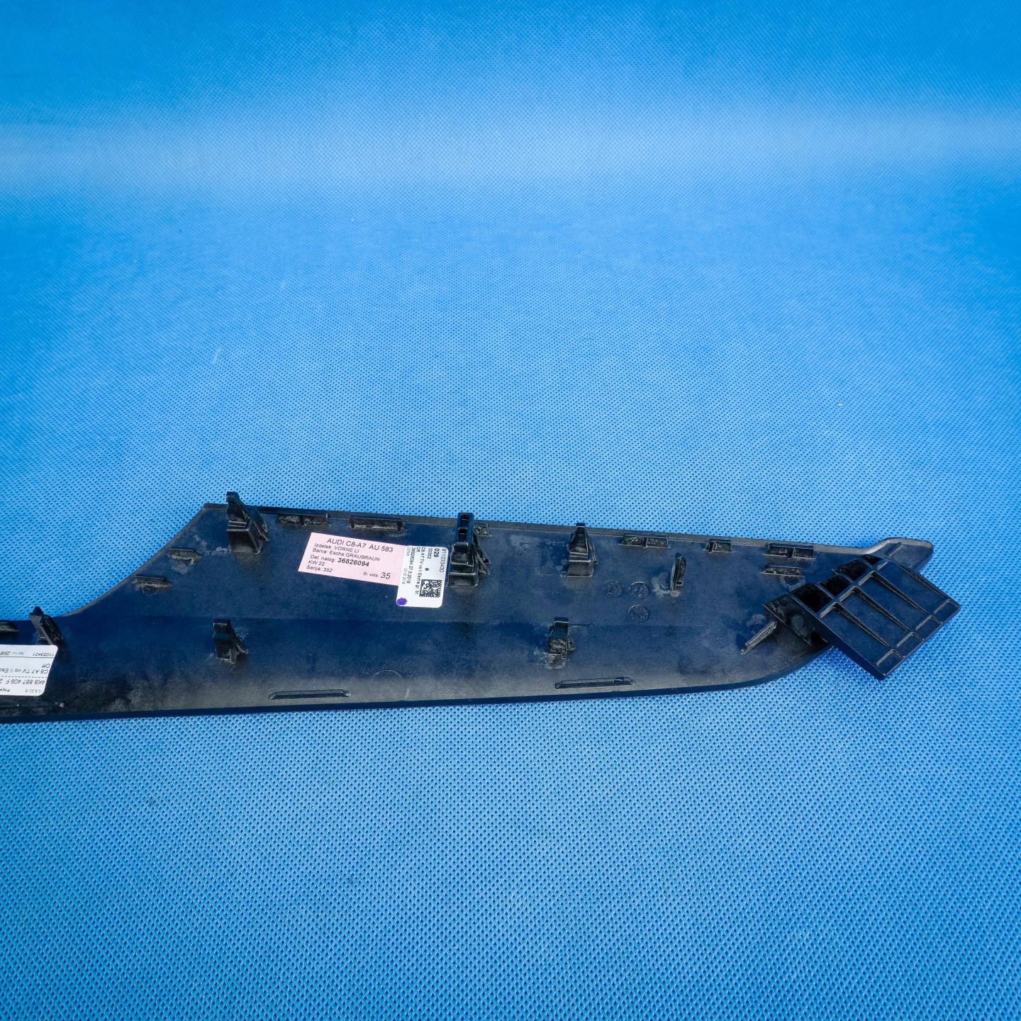 moulding dekor door front left Audi A7 S7 4K8 4K8867409F 2YA