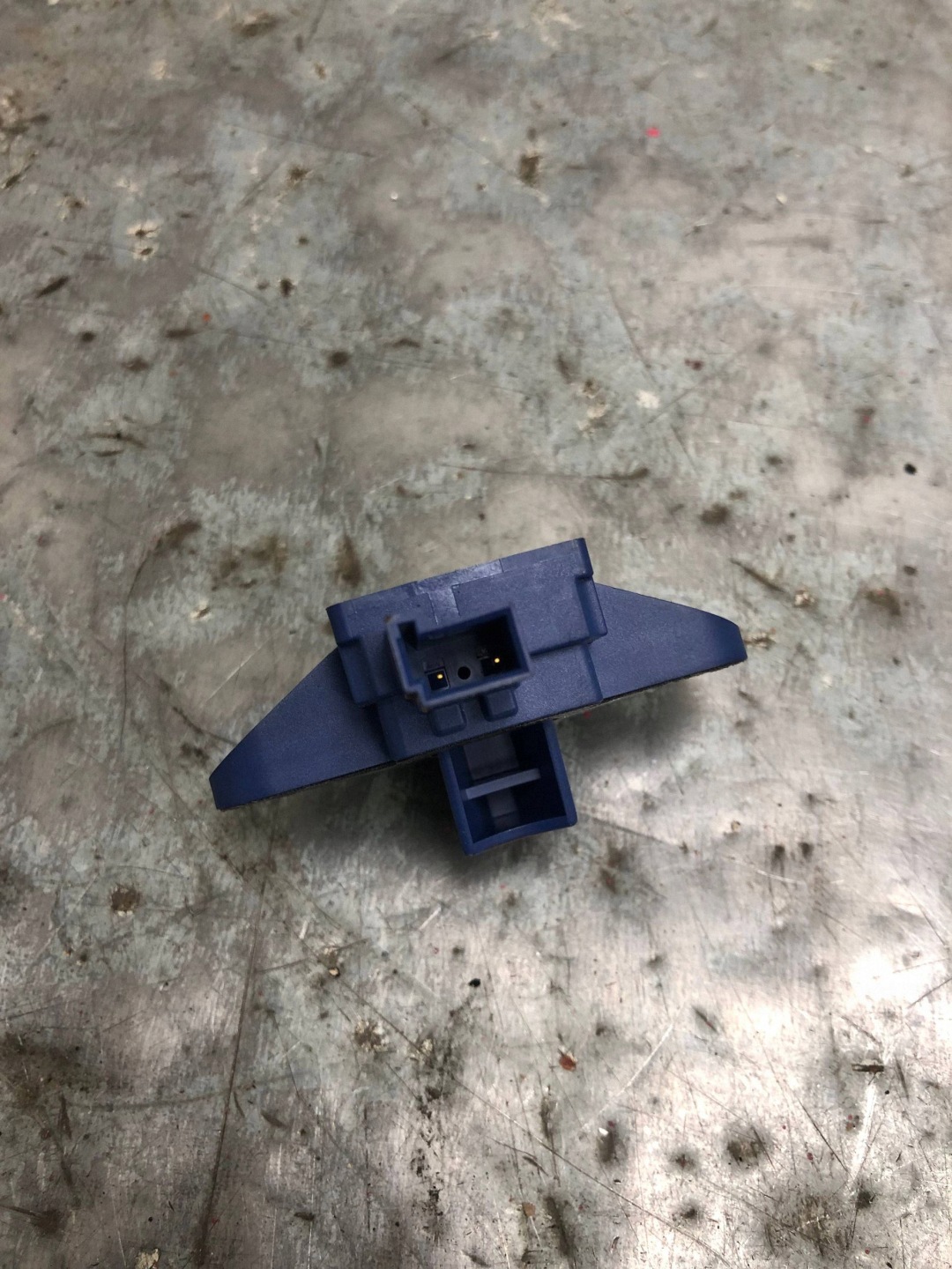 Crashsensor Drucksensor MERCEDES W212 KOMBI A2128205026