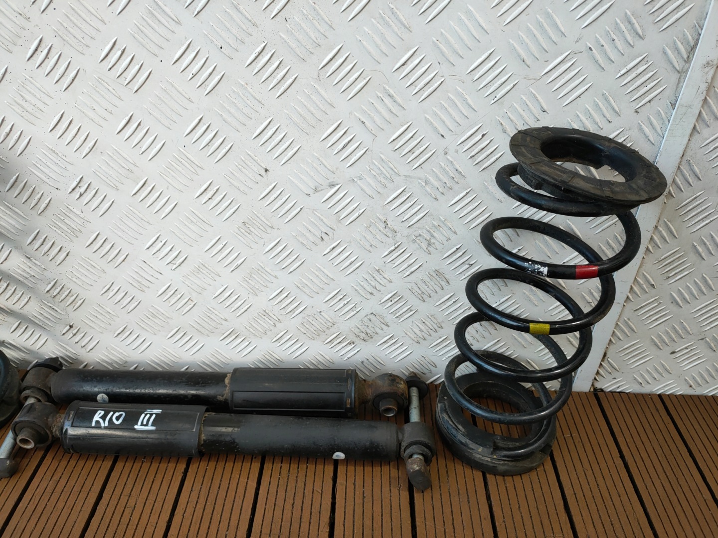 KIA RIO III 11-17 3D shock absorbers rear. right + left + springs running board OE