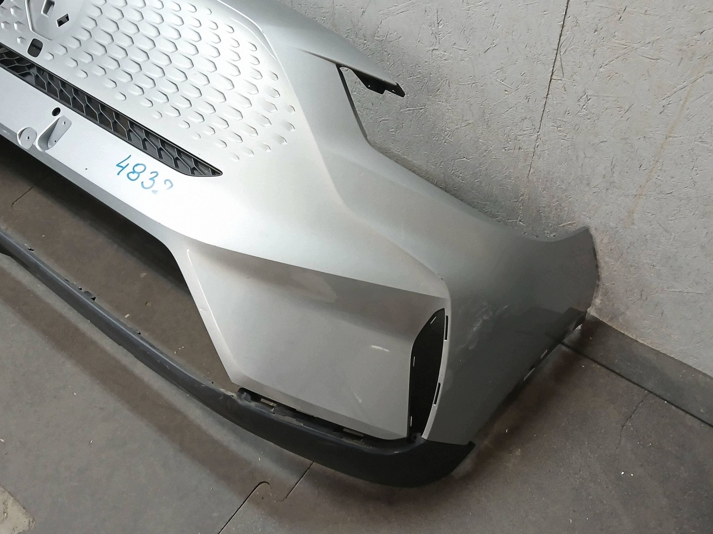 bumper front MG ZS EV LIFT