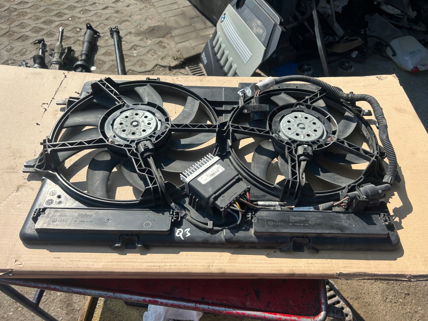 AUDI Q3 8U Ventilateurs Radiateur 8K0121003AG