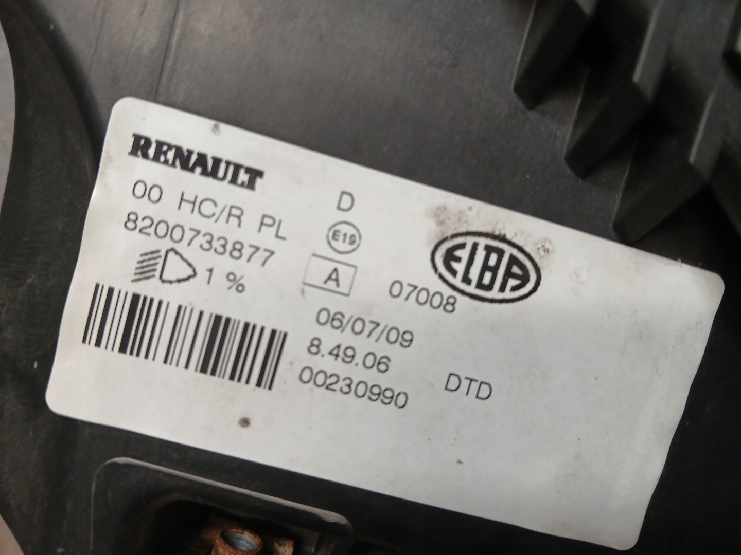 light front right DACIA SANDERO and 1 08- 8200733877