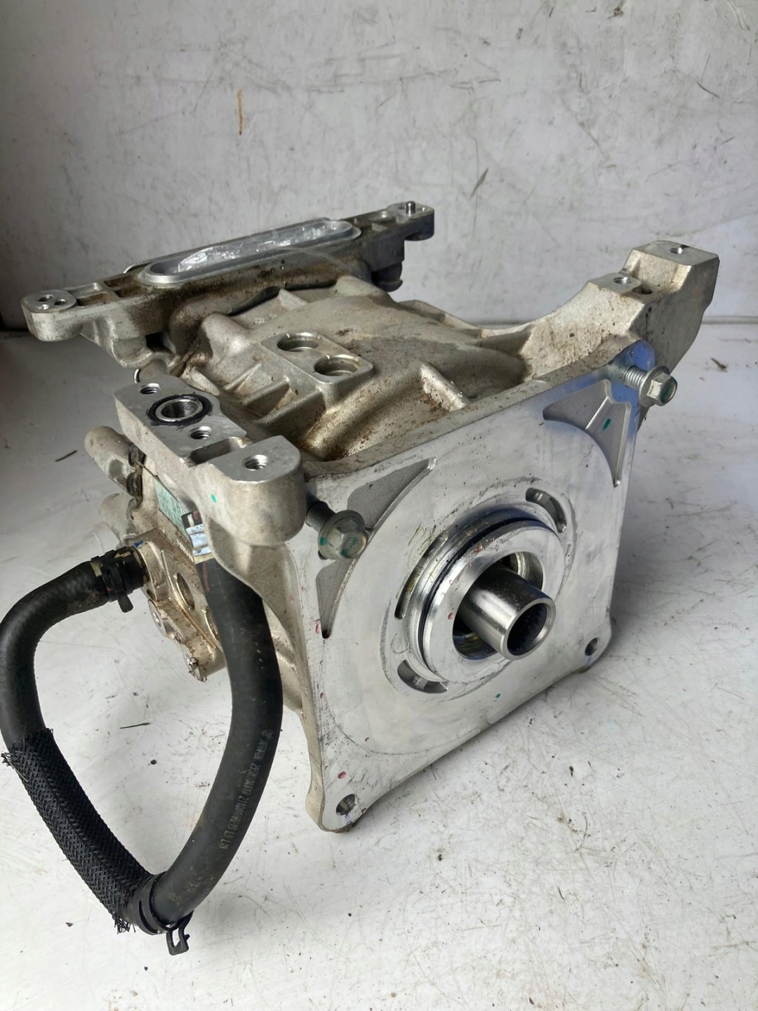 Motor elektrisch DACIA SPRING 4DB401