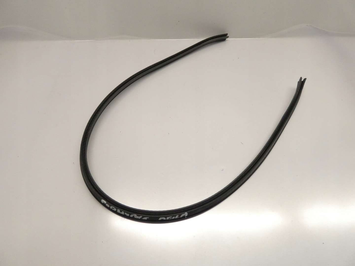 gasket under the window bonnets OPEL AGILA II B SPLASH 08-14