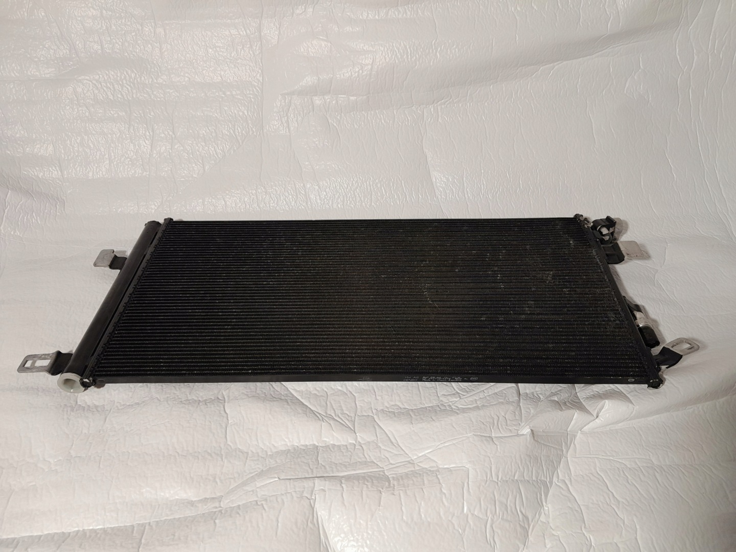 AUDI A4 B9 Radiateur climatisation 8W0816411M