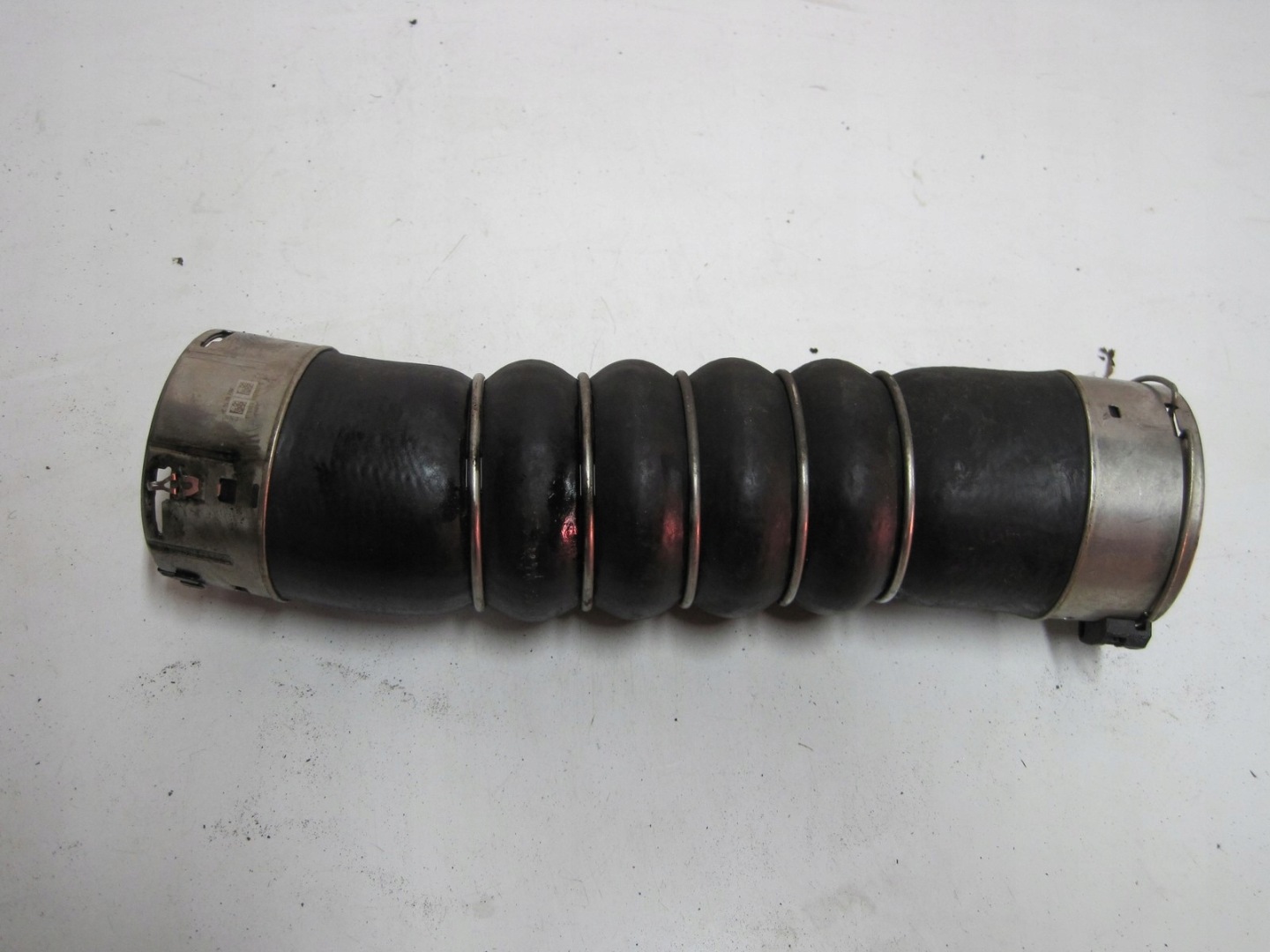pipe BMW 8580077