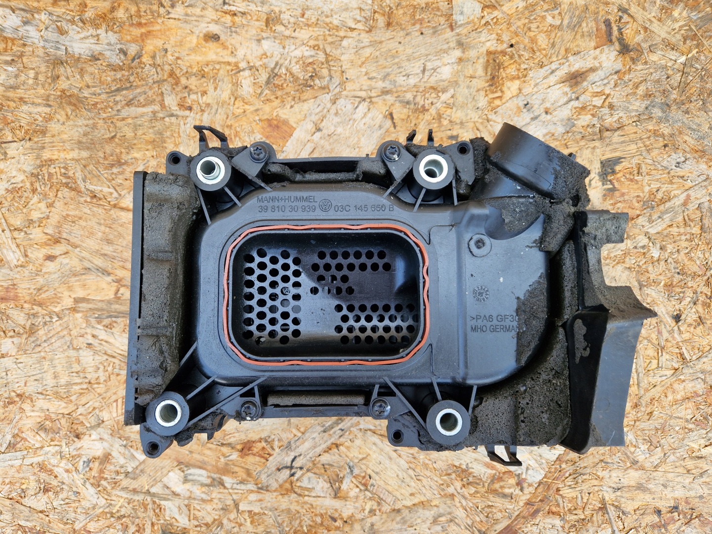 Gehäuse KOMPRESORA VW 1.4TSI 04C145650B
