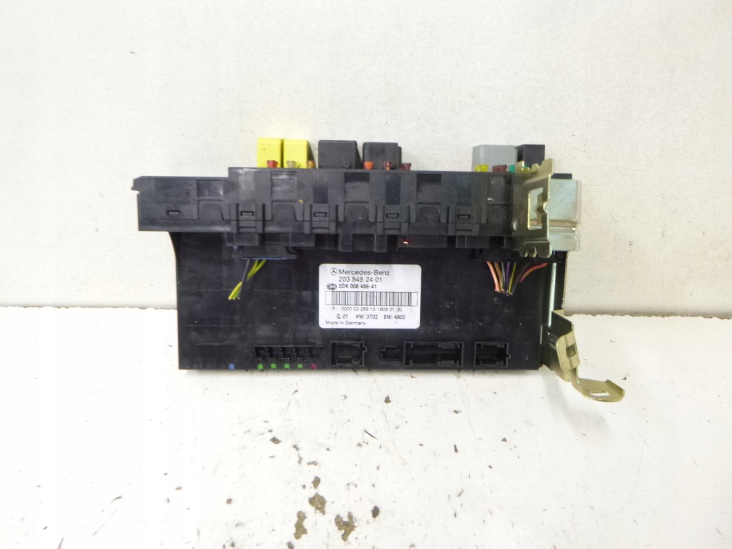 module control unit module SAM Mercedes W203 1.8 2003r. 2035452401
