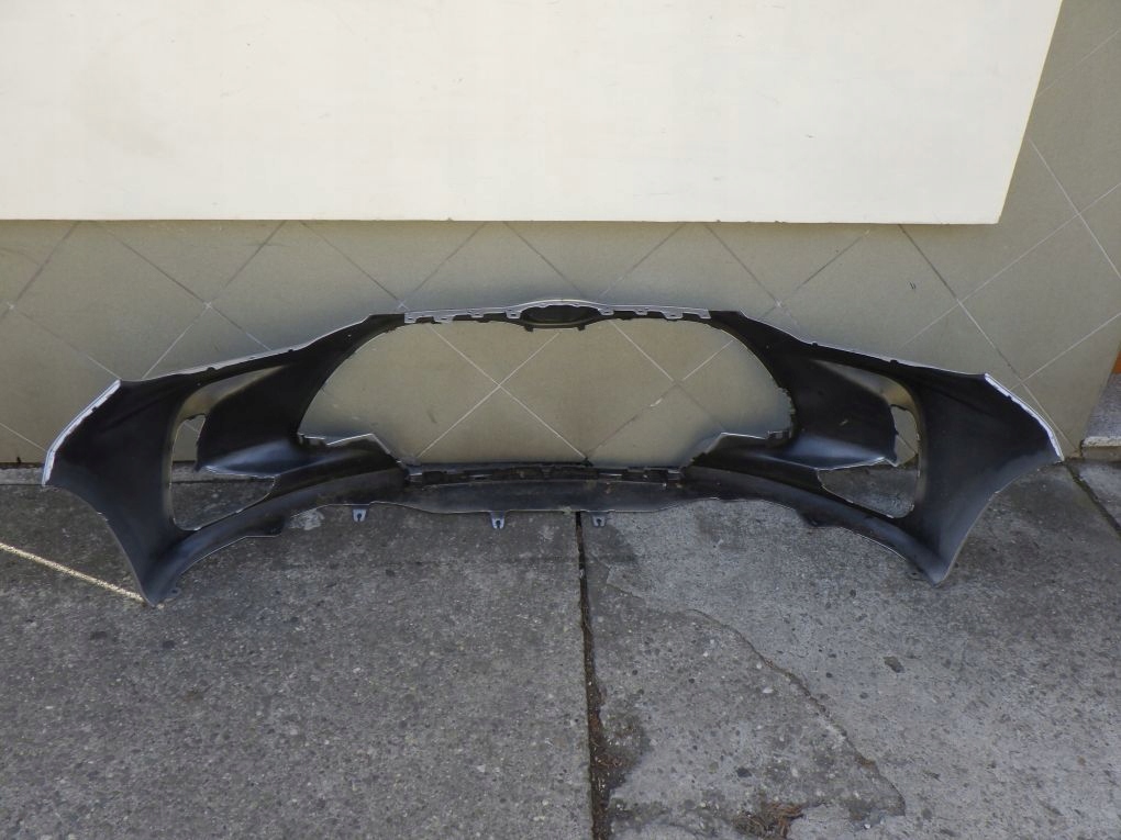 TOYOTA YARIS 4 IV P21 2020- front bumper