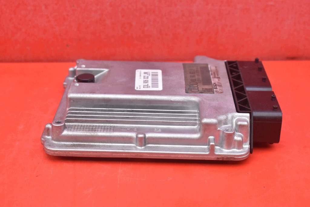 control unit computer of the engine 03L906022JM AUDI A4 B8 2.0 TDI 143 KM 07-11