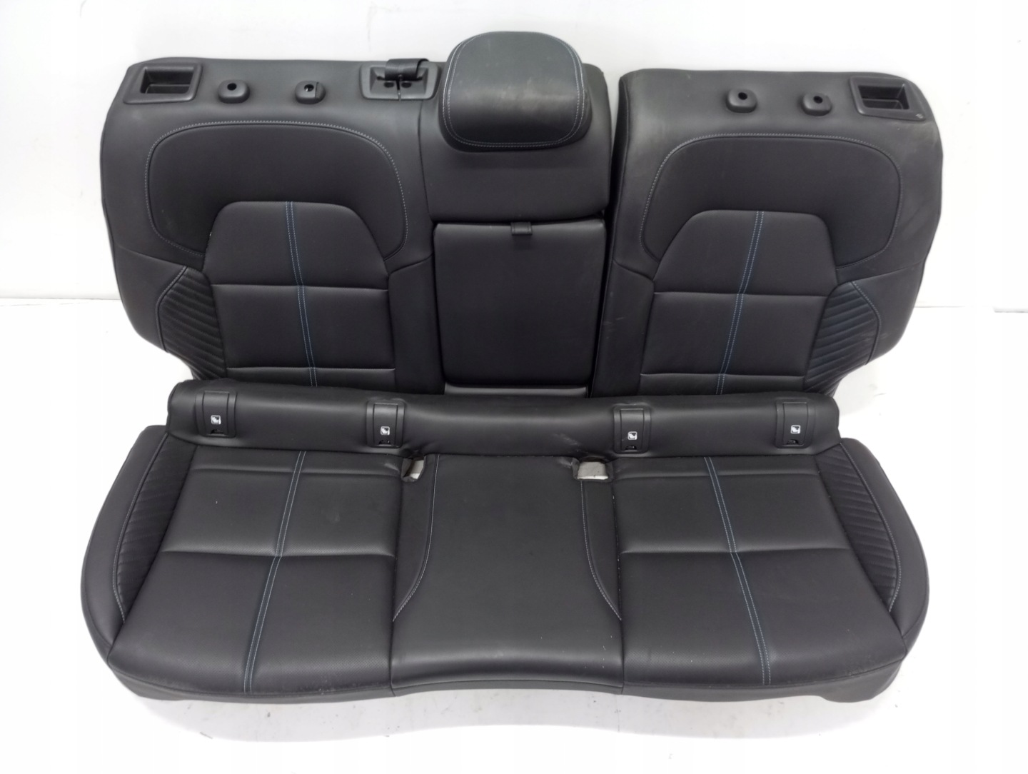 seats POL leather upholstery RENAULT ARKANA