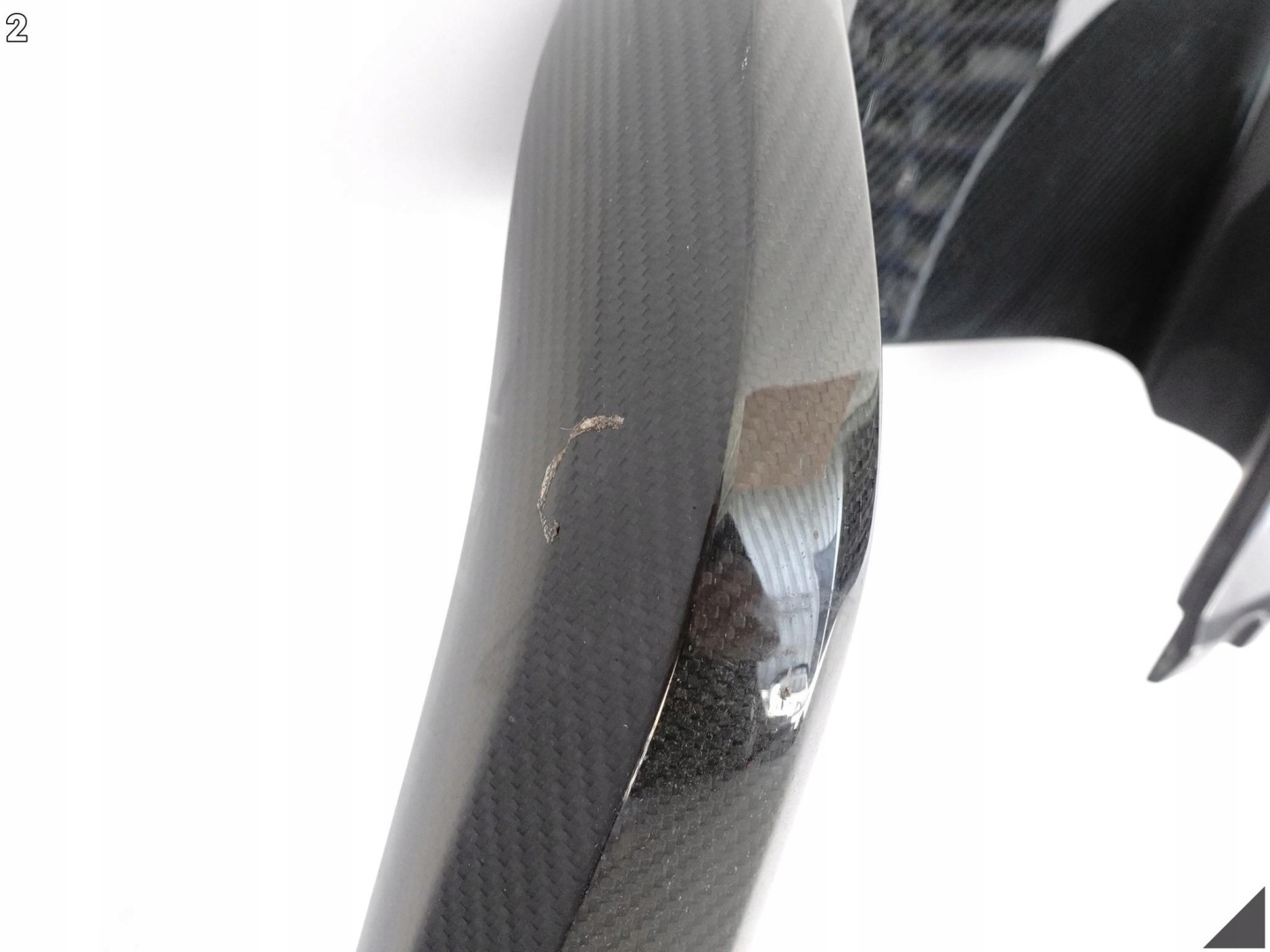 BENTLEY BENTAYGA 36A 15- CARBON bumper SPOILER diffuser rear part damaged