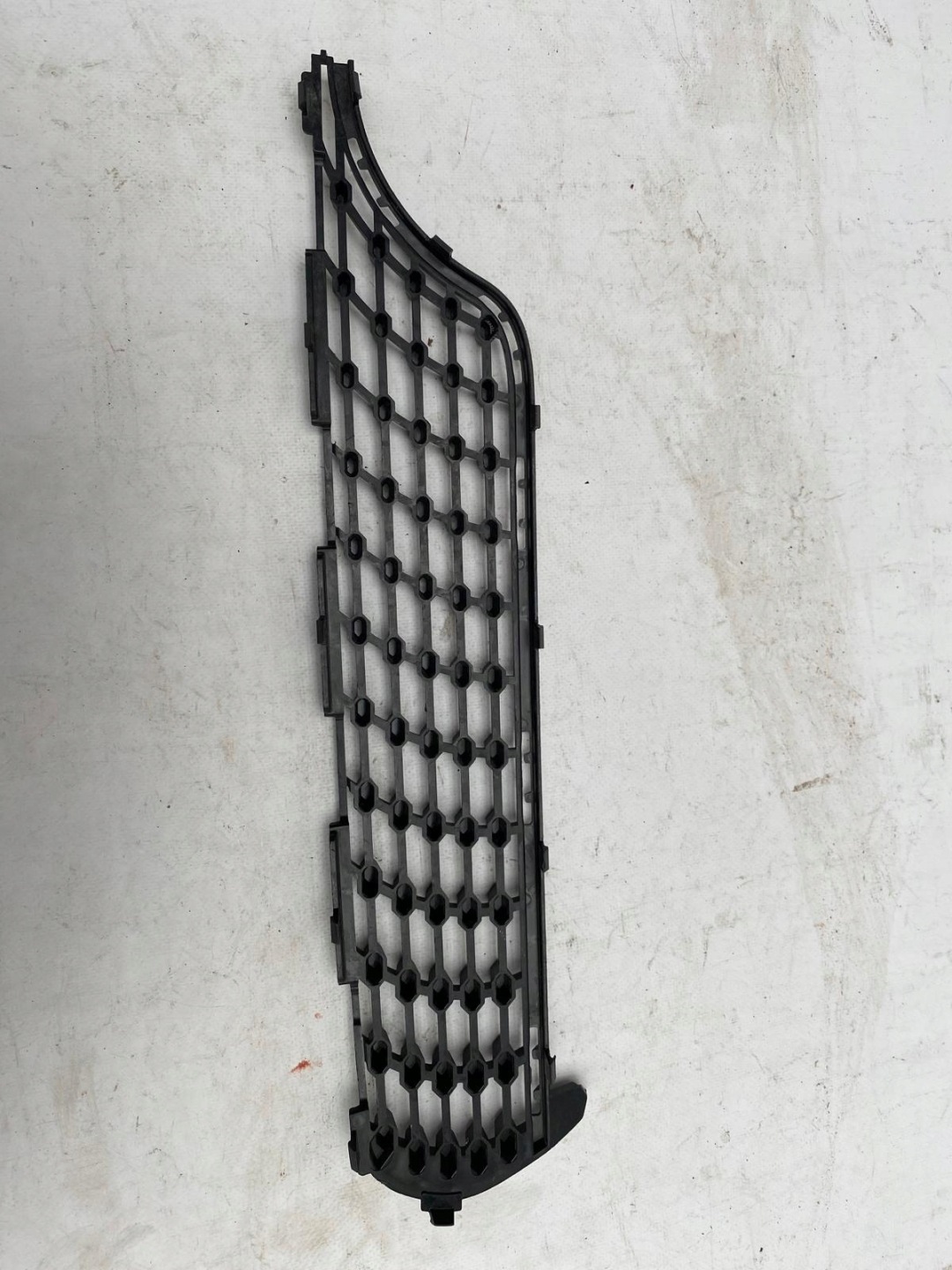MERCEDES CLA W117 upper left grille grid grill