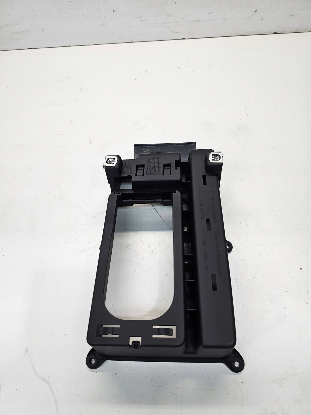 passenger compartment plato TUNELU AUDI A4 B9 A5 8W 8W0864981D
