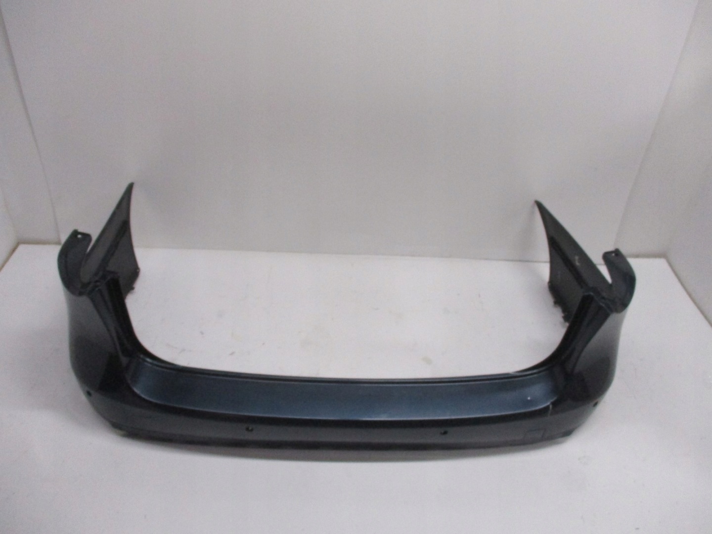 bumper rear part VW PASSAT B6 3C9 KOMBI below 4 PDC