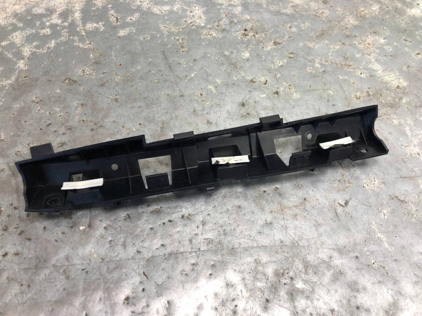 bumper bracket right front FORD KUGA MK2 CJ54-S026A52-AA