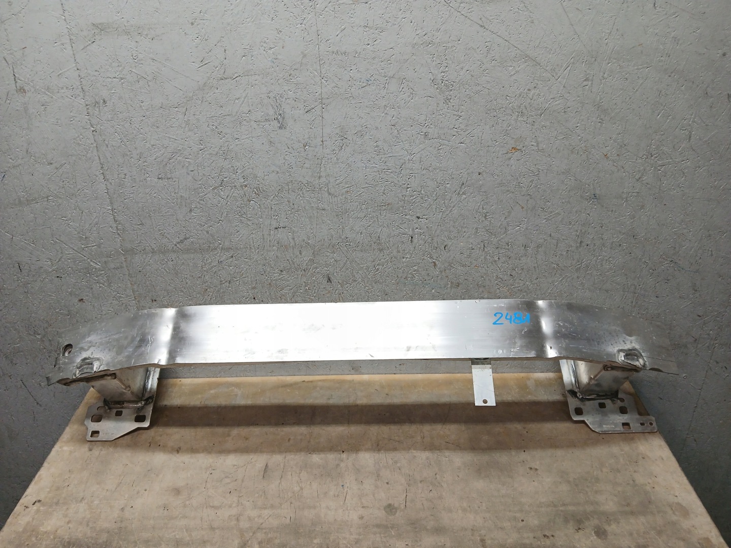 bumper support front AUDI Q3 83A807109