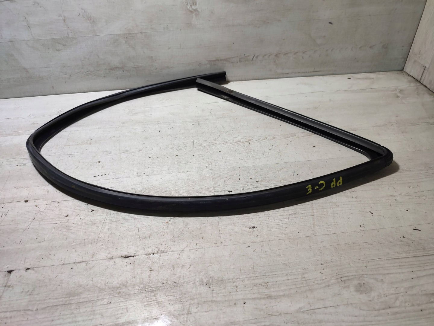 Opel Corsa E 2018 front side right gasket windows door