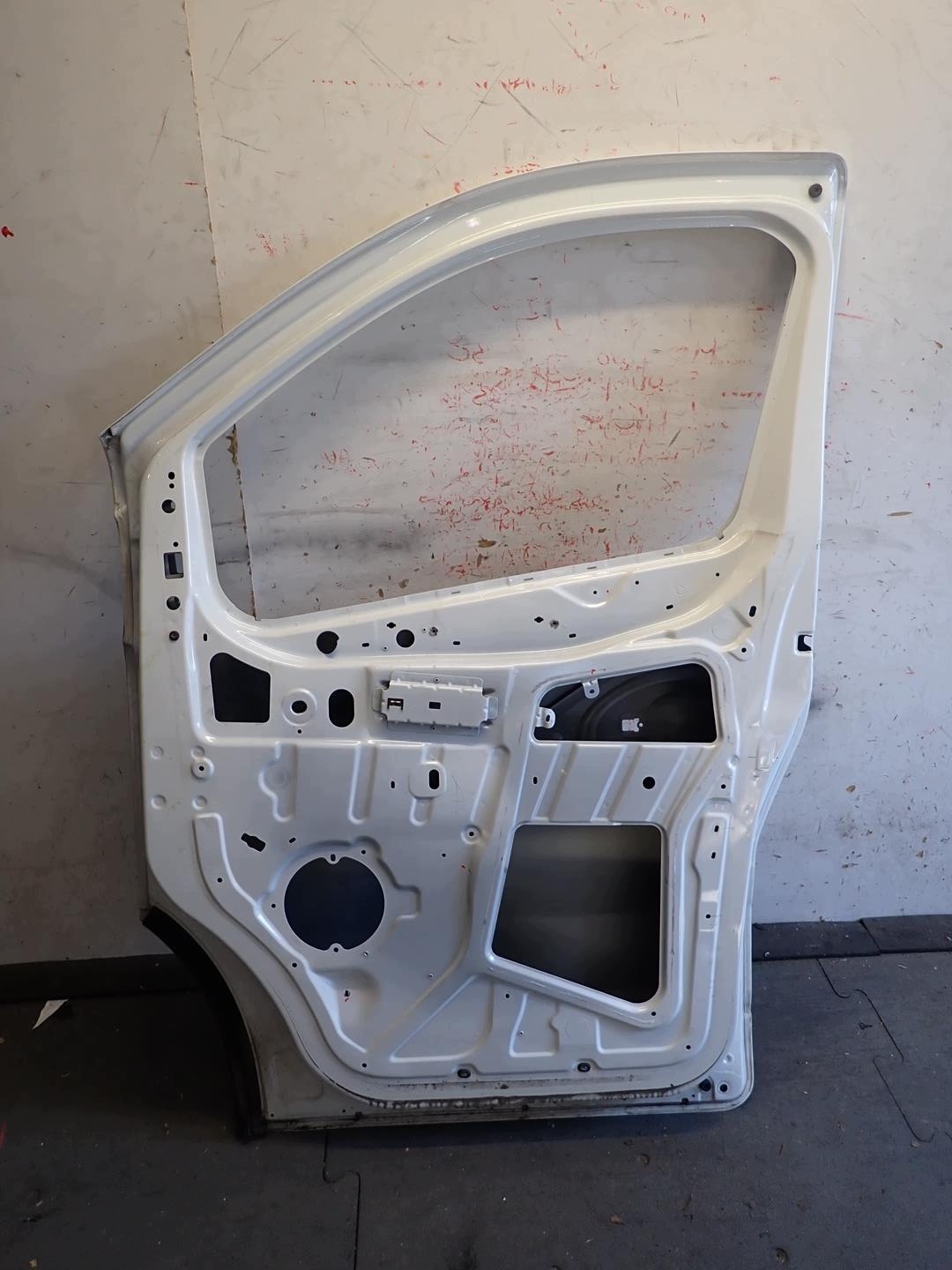 door front front right RENAULT TRAFIC IV 2022