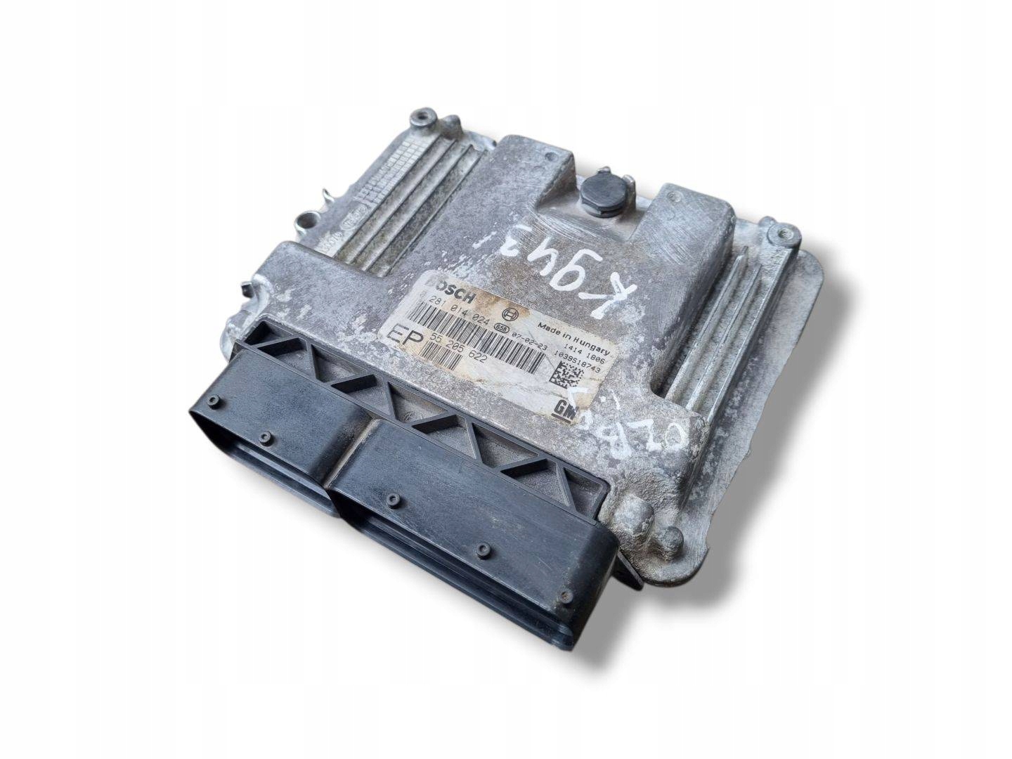 control unit of the engine Opel Zafira B 2007 55205622