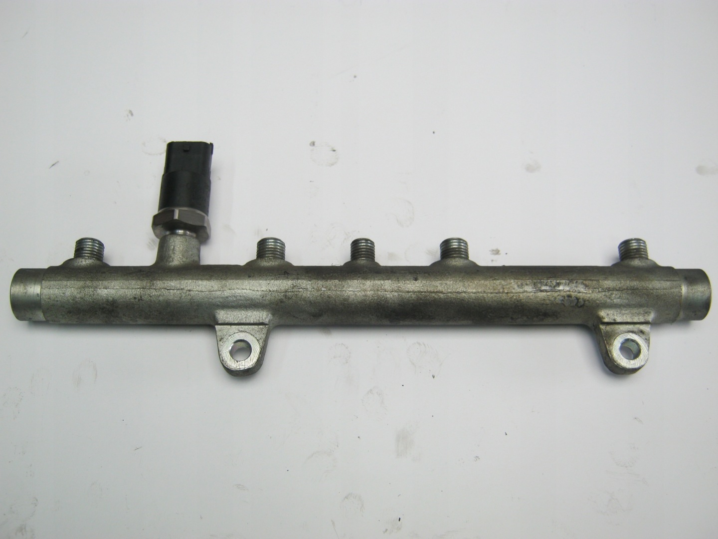 injection ramp RENAULT 1.9 DCI 0445214015
