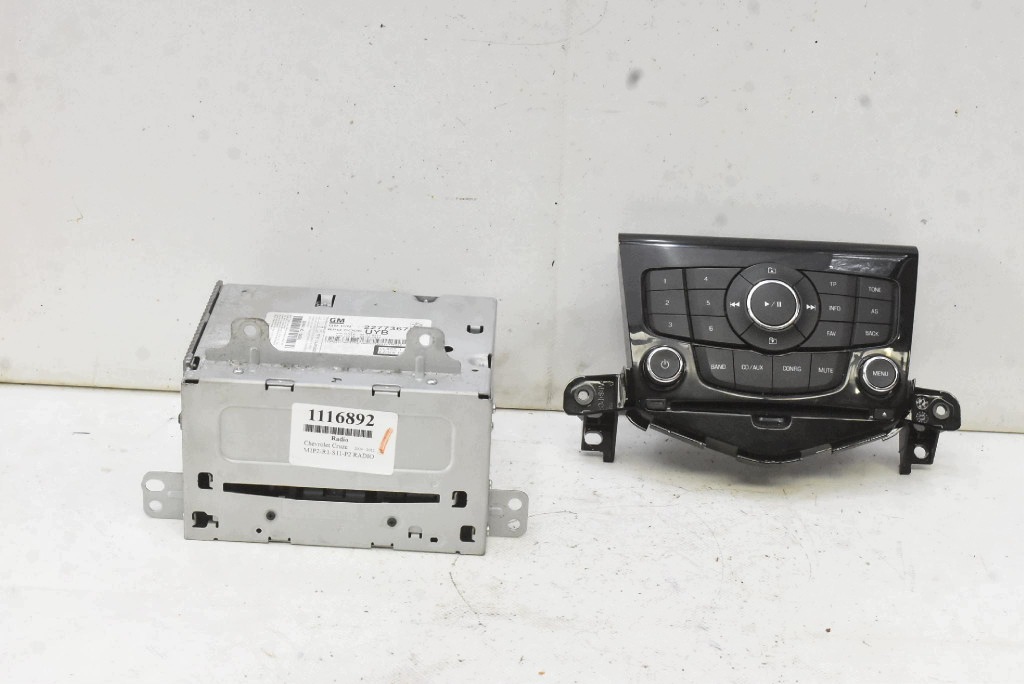 RADIO čitač diskova PANEL RADIA CD 22773672 95485438 CHEVROLET CRUZE i J300